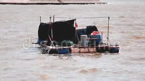我国传统渔船用的是经过训练的鱼视频的预览图