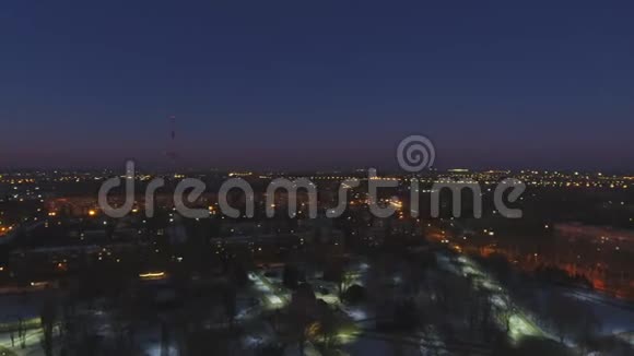 高清全景无人机空中拍摄夜间工业城市视频的预览图