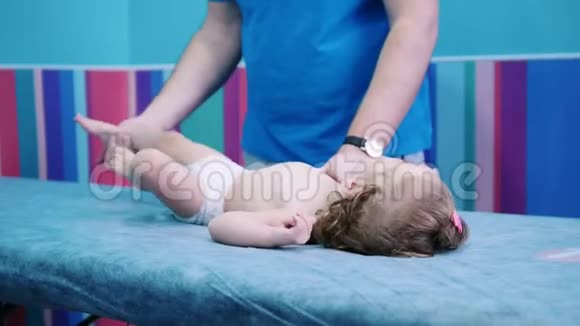 医学诊所脑瘫儿童的职业视频的预览图