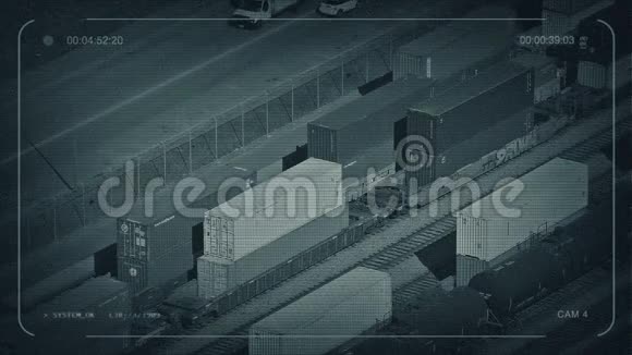 中央电视台的汽车通过铁路车场并配备了货车视频的预览图