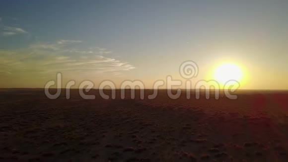 日落时沙漠印度风景视频的预览图