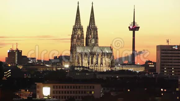 德国哥特式大教堂昼夜不停科隆天际线视频的预览图