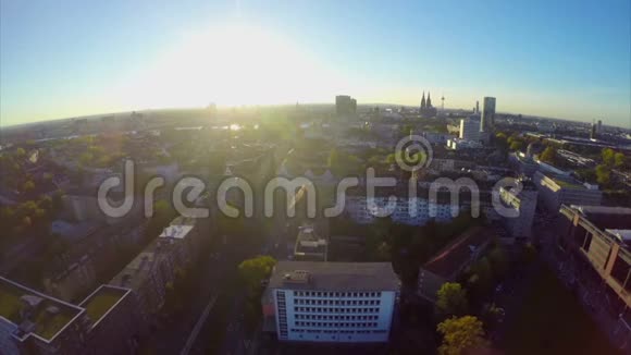 科隆天际线德国大城市天空线俯视空中视频的预览图