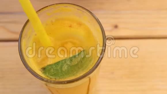 橙柠檬水和柠檬视频的预览图
