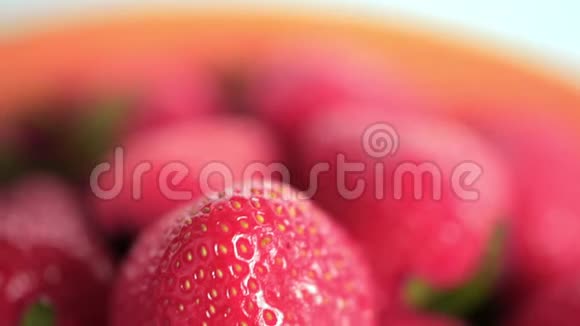 新鲜的草莓背景视频的预览图