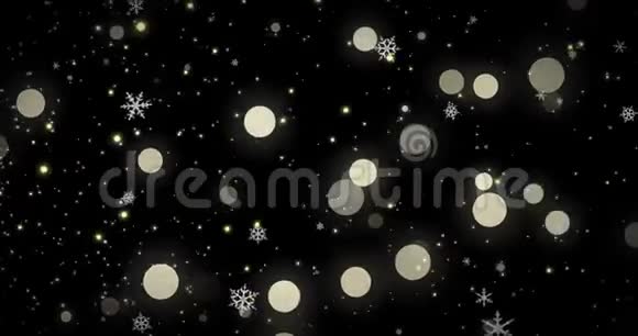 白色的雪花金色的纸屑和黑色圣诞背景上的bokeh灯3D用阿尔法通道渲染图像视频的预览图
