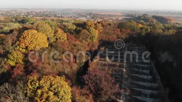 塔拉卡尼夫堡垒的空中景观视频的预览图