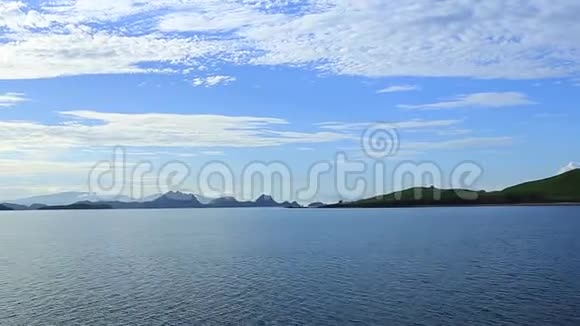 海洋景观与热带岛屿视频的预览图