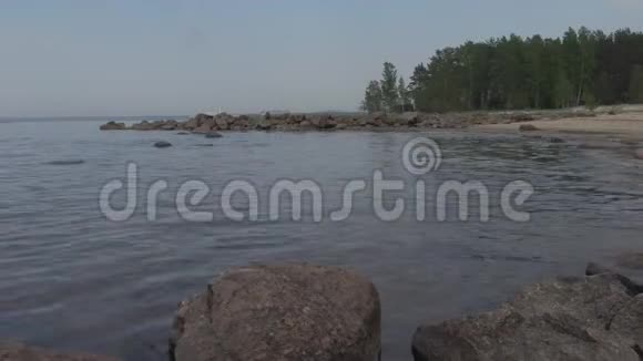 芬兰海湾落基海岸夏日视频的预览图