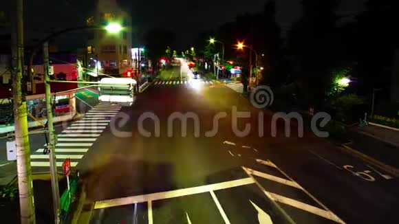 东京市中心街道的一段时间慢快门式宽拍视频的预览图