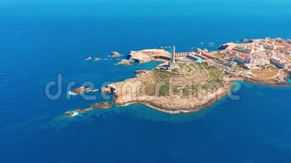 空中观景岛上的灯塔西班牙地中海视频的预览图