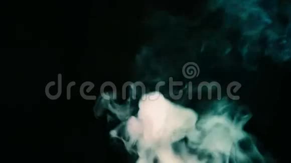 冰冷的烟波视频的预览图