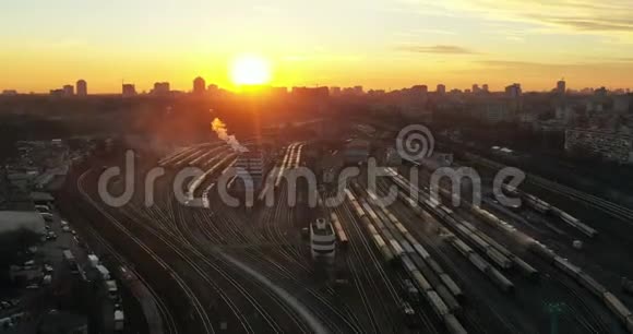 超垂中央火车站日落视频的预览图