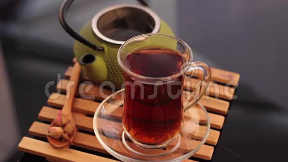 土耳其茶和茶壶视频的预览图