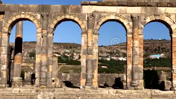 非洲摩洛哥梅克内斯附近的古罗马神庙Volubilis遗址视频的预览图