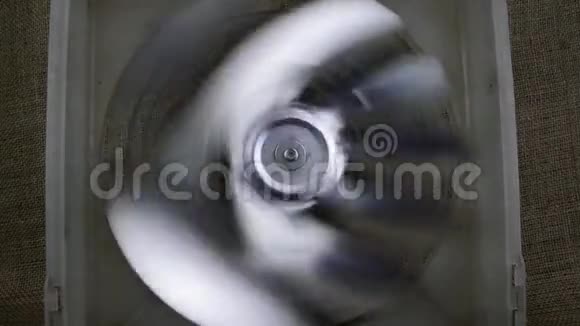 冰箱旋转风扇冷却系统视频的预览图