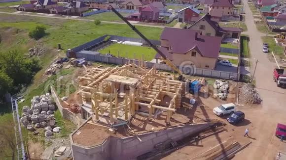 模板施工理念剪辑不完整的木梁家庭建筑景观视频的预览图