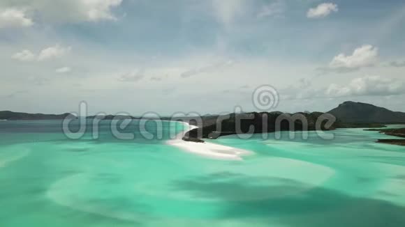 怀特海文海滩空中镜头澳大利亚Whitsunday群岛视频的预览图