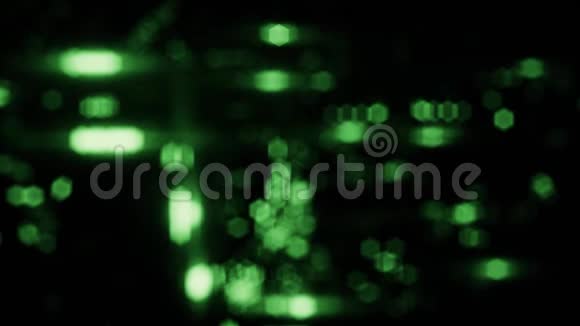 绿色模糊城市之夜灯光循环运动背景视频的预览图