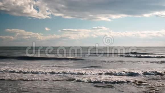 土耳其的地中海蓝天与云彩视频的预览图
