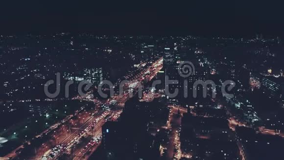 城市的空中夜射视频的预览图