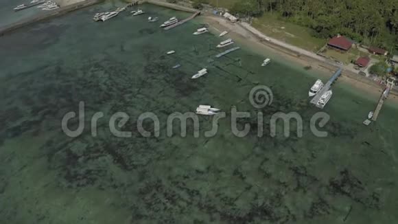 印尼巴厘岛附近无人驾驶飞机发射4K视频的预览图