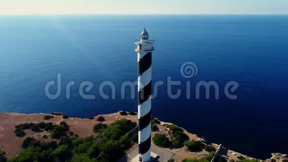 灯塔被海洋包围4k视频的预览图
