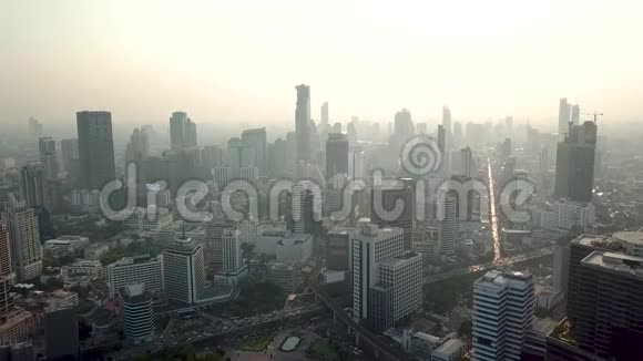 泰国曼谷的空中全景亚洲大城市视频的预览图
