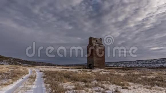 冬季旧粮梯时间推移视频的预览图