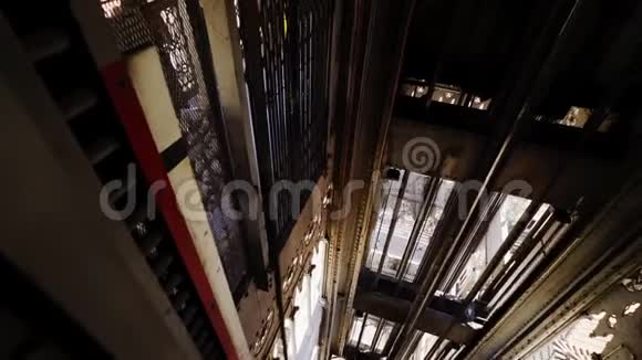 里斯本圣贾斯塔电梯电梯井视频的预览图