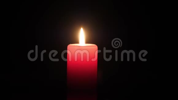 哀悼和希望的典型背景燃烧的蜡烛视频的预览图