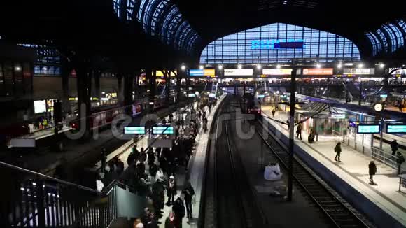 德国火车站2mp4视频的预览图