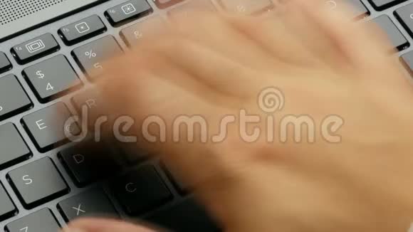 手勤打字电脑笔记本电脑键盘4k镜头视频的预览图
