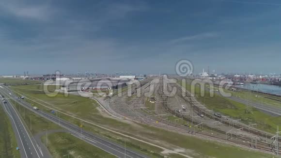 荷兰鹿特丹港euromax码头maasvlakte集装箱船视频的预览图