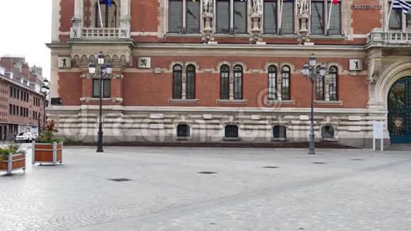 法国敦刻尔克市政厅视频的预览图