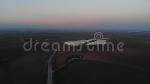 安达农场景观无人视野日落视频的预览图