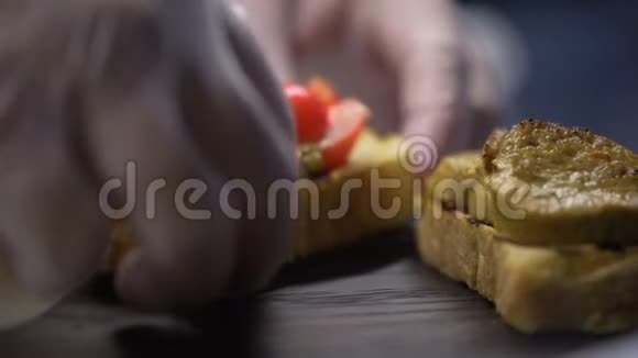 经典的意大利烤面包视频的预览图