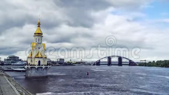基辅第聂伯河教堂视频的预览图