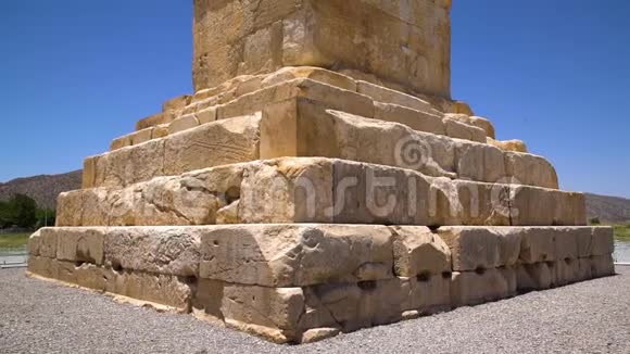 赛勒斯墓的石质视频的预览图