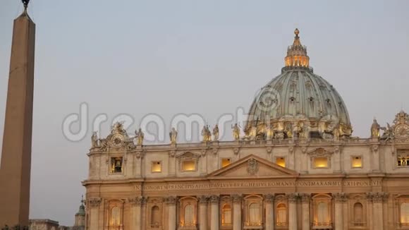 圣彼得大教堂日出前梵蒂冈罗视频的预览图