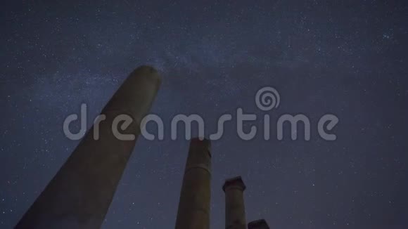 古罗马柱之夜时光流逝土耳其斯特拉托尼克视频的预览图