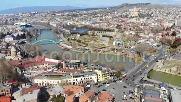 4k空中城市景观一个古老的城市中心第比利斯视频的预览图