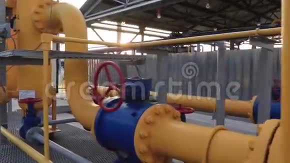 燃气生产加工厂的抽采加工用厂房的阀门及管道系统管道系统视频的预览图