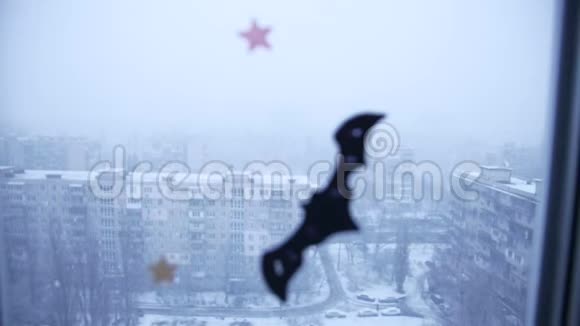 窗外的景色雪上的贴纸视频的预览图