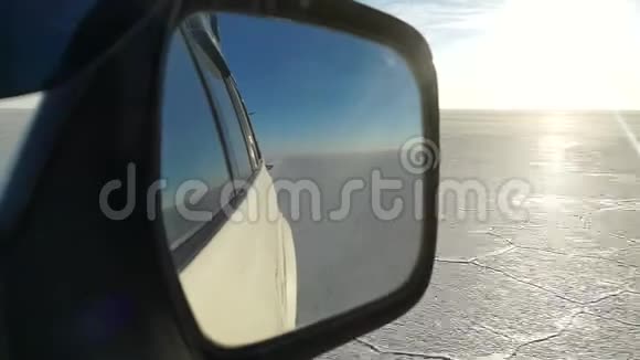 玻利维亚沙漠卡车翼视频的预览图