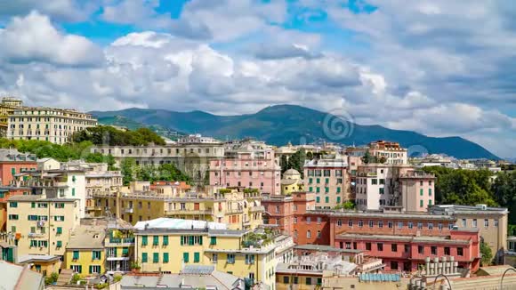 热那亚老城的空中时光热那亚斯凯林意大利视频的预览图