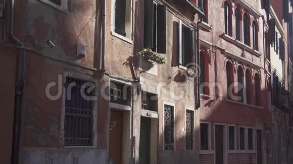 威尼斯沉默的后街人穿越视频的预览图