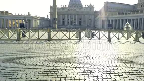 铺路石圣彼得广场视频的预览图