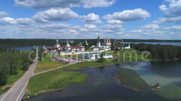 瓦尔达伊斯基艾弗斯基维珍斯维亚托艾泽斯基修道院空中俄罗斯Novgorod地区视频的预览图