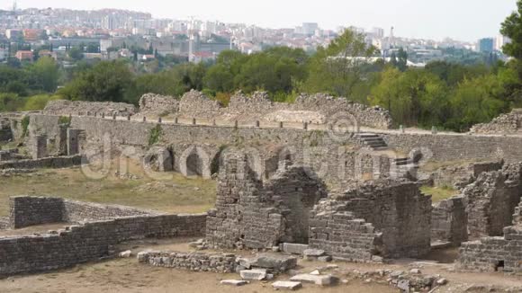 公元前7世纪克罗地亚萨洛纳古城的惊人遗址视频的预览图